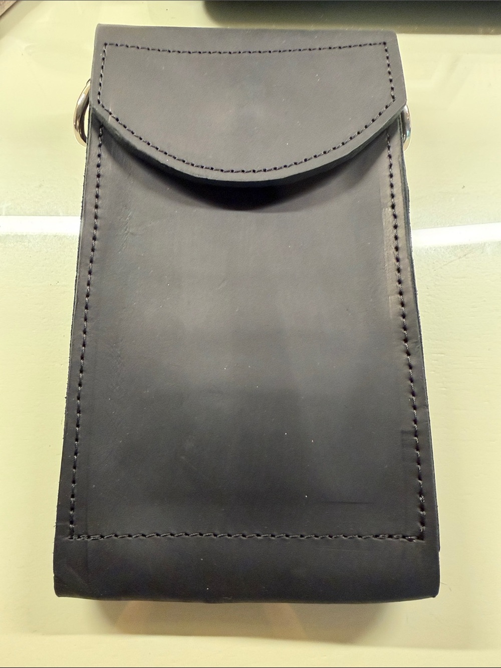 Men's Black Leather Crossbody Phone Pouch